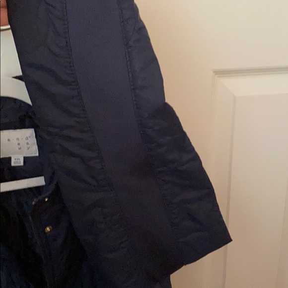 Light weight jacket - Picture 5 of 6